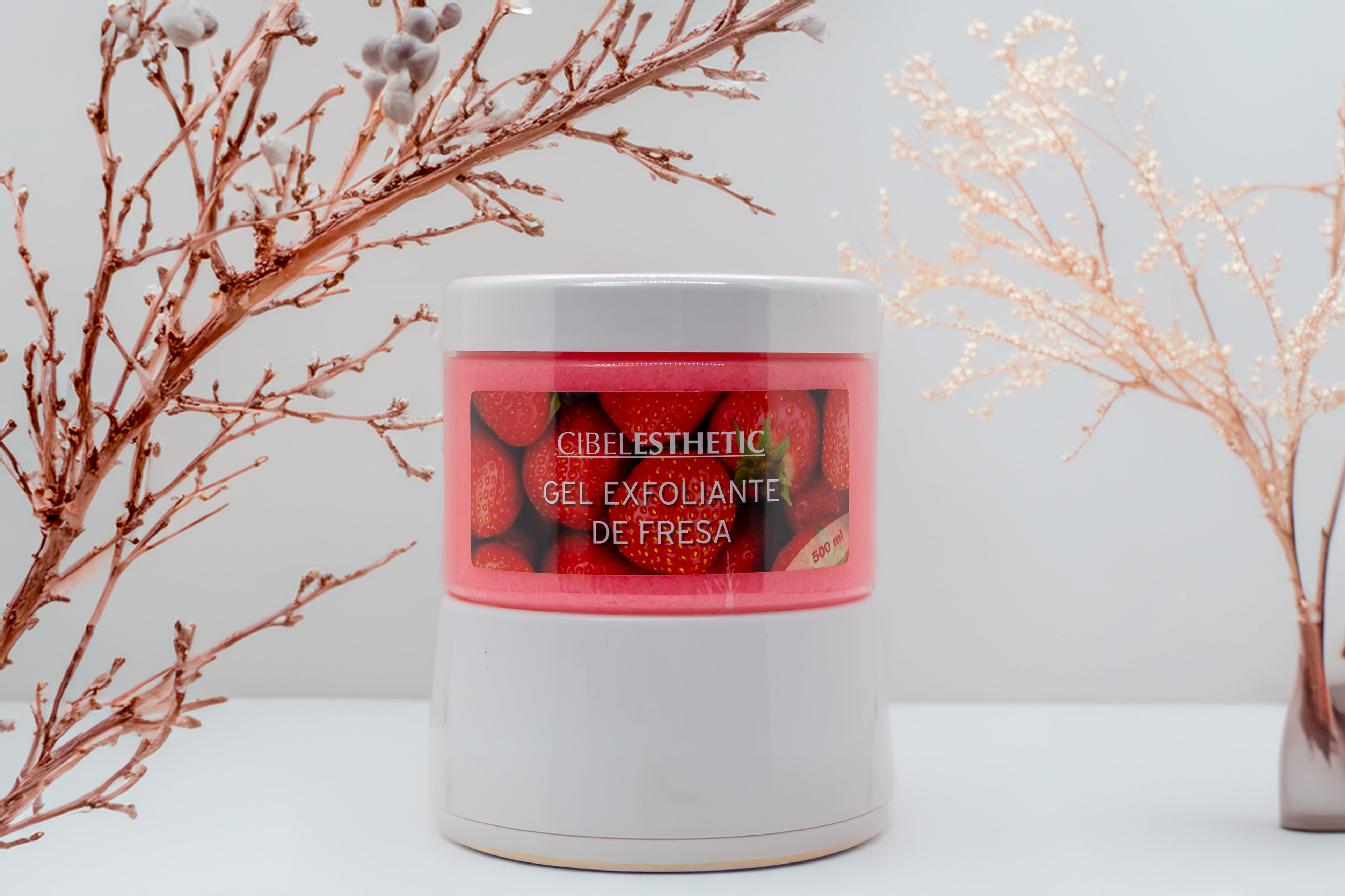 Strawberry ice cream moisturizing peeling 500ml.